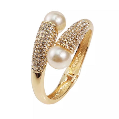 Elegant Vintage And Charming Rhinestone Pearl Stretch Bangle Bracelet
