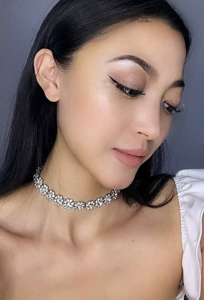 Elegant 1CM Wide Sparkling Rhinestones Crystal Choker Necklaces