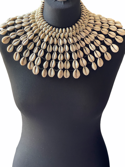 Authentic African Craftsmanship Ethnic Cowrie Sea Shell Beaded Collar Bib Neckla