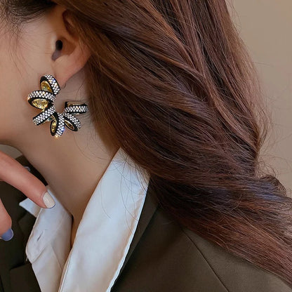 Gorgeous Crystal Rhinestones Statement Stud Earrings