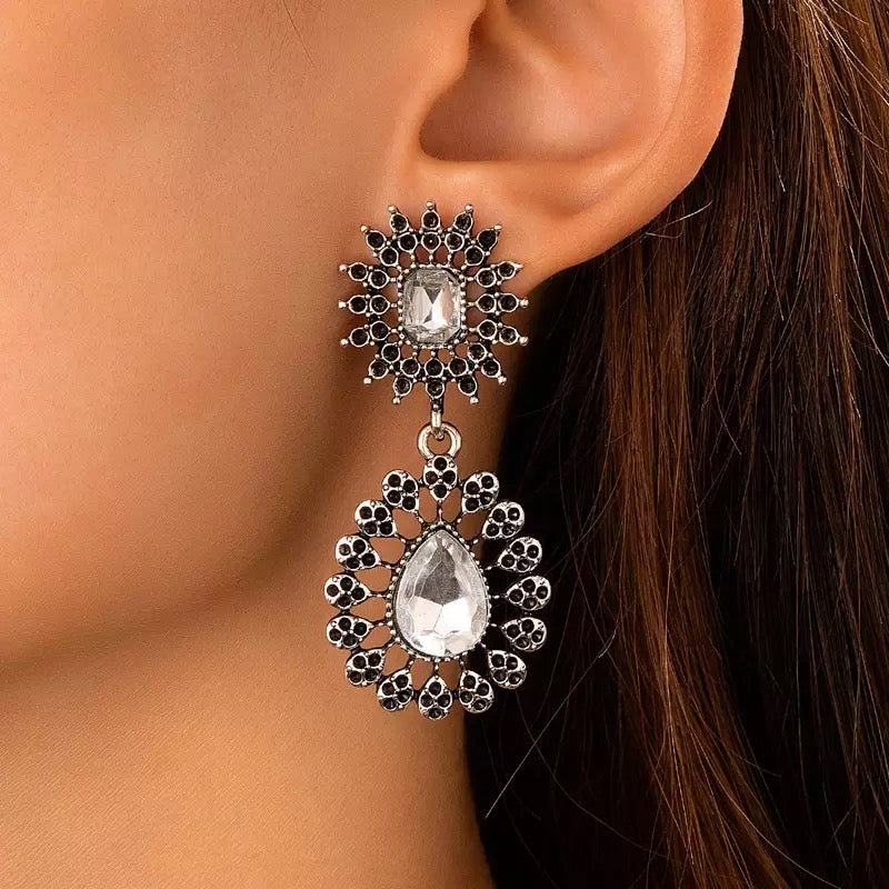 Elegant Classic Style Diamante Rhinestone Teardrop Dangle Stud Earrings