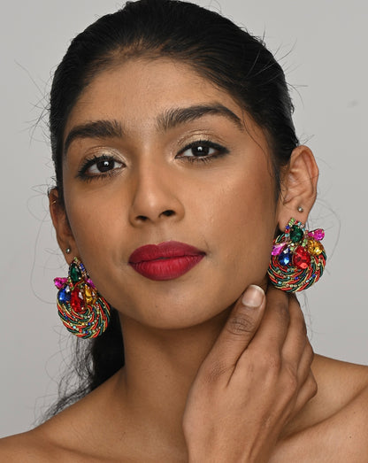 Gorgeous Crystal Rhinestones Thread Woven Round Statement Stud Earrings