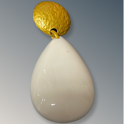 White Resin Water Drop Earrings