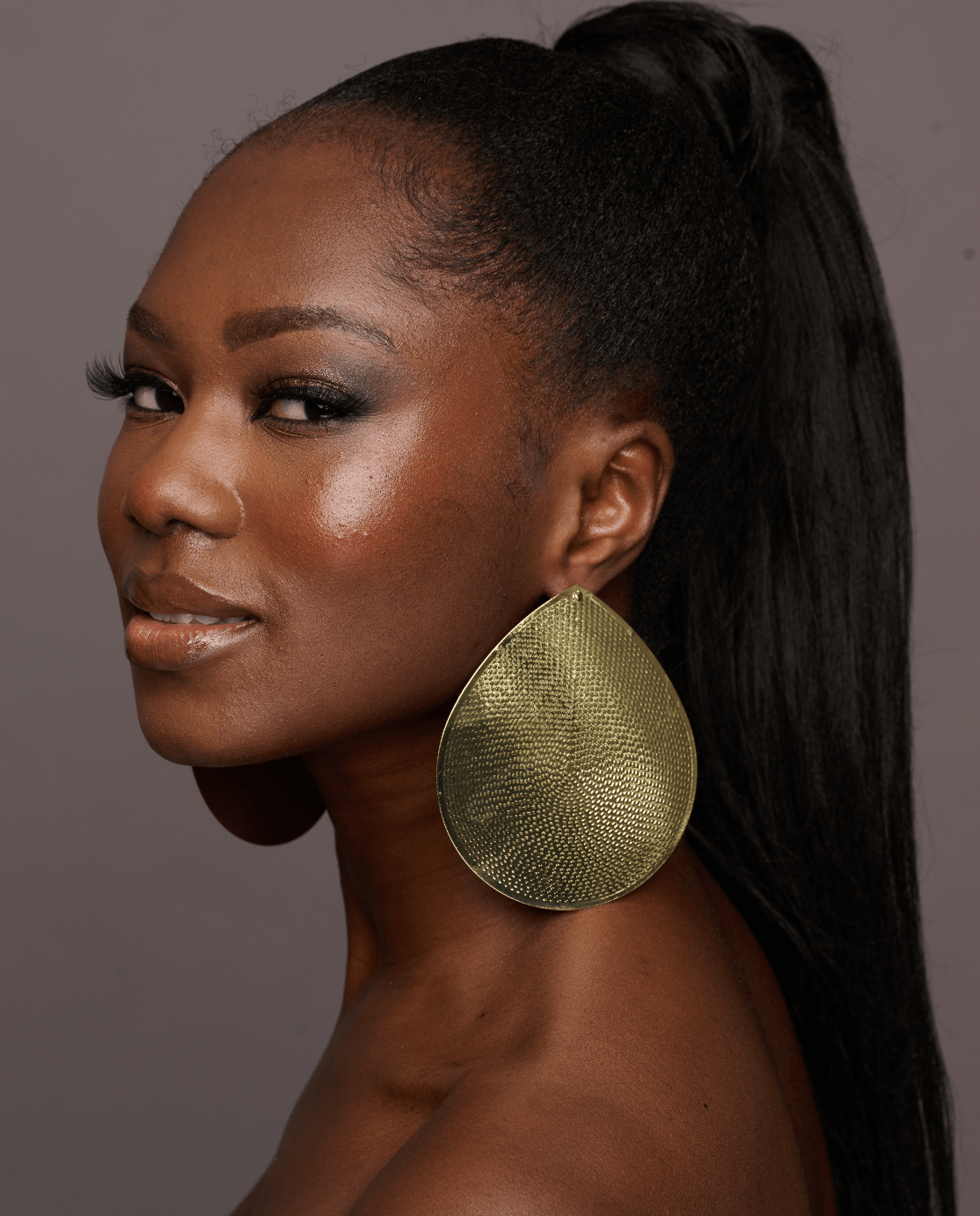 Elegant Oversizes Metal Statement Earrings - Fatisha Boutique